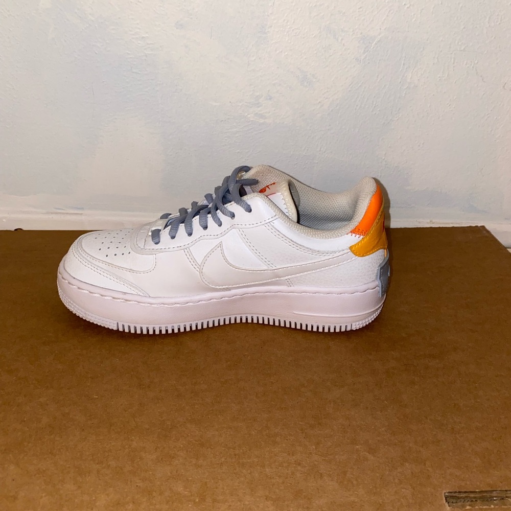 Selling these Nikes because they just aren’t my style anymore.